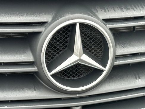 Used 2025 Mercedes-Benz Sprinter 2500 image 6