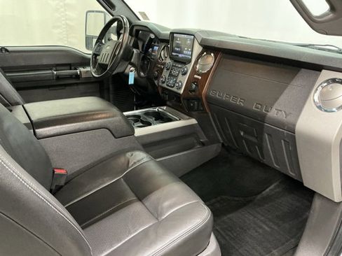 Used 2014 Ford F250 Lariat w/ Chrome Package image 20