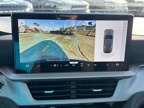 New 2026 Ford Explorer Active image 28