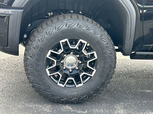 New 2026 GMC Sierra 2500 AT4X AWD/4WD image 12