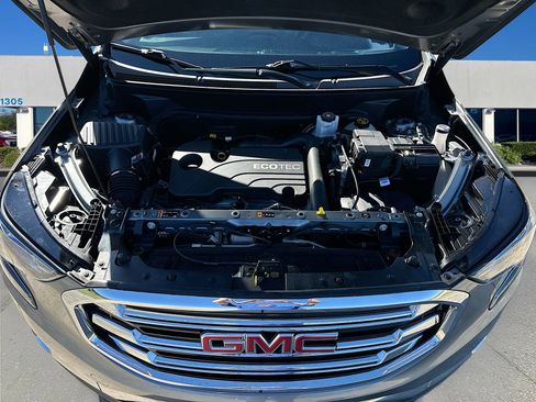 Used 2020 GMC Terrain SLT w/ Preferred Package image 27