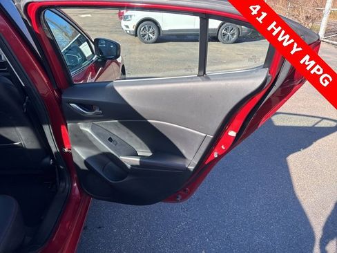 Used 2014 MAZDA MAZDA3 i Grand Touring image 9