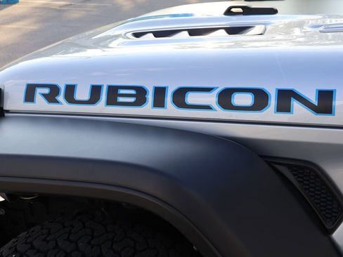 Used 2022 Jeep Wrangler Unlimited Rubicon 4xe w/ Cold Weather Group image 19