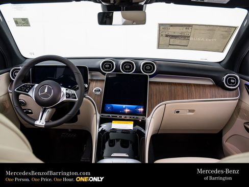 New 2026 Mercedes-Benz GLC 300 4MATIC image 11