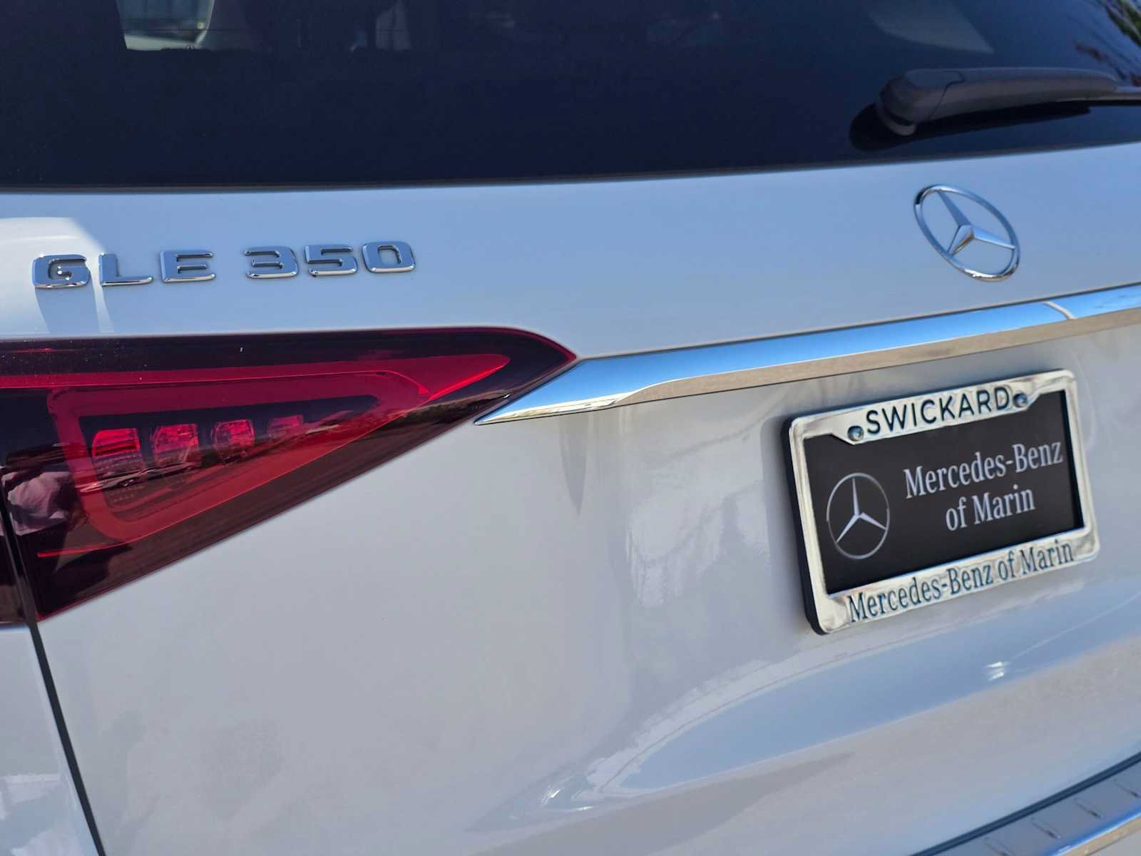 Used 2021 Mercedes-Benz GLE 350 w/ Premium Package image 19