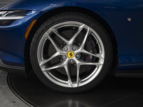 Used 2023 Ferrari Roma RWD image 16