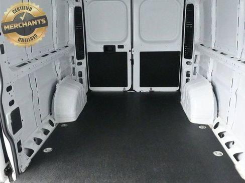 Used 2025 RAM ProMaster 2500 w/ Convenience Group image 23