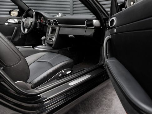 Used 2006 Porsche 911 Carrera 4S AWD/4WD image 40
