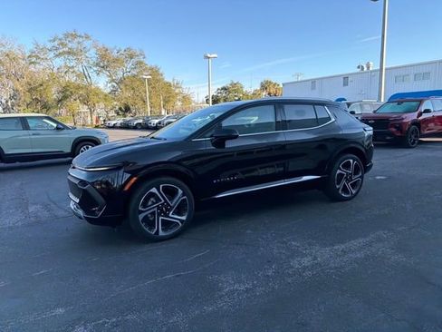 New 2026 Chevrolet Equinox EV LT image 3