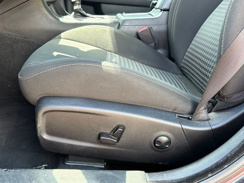 Used 2023 Dodge Charger R/T RWD image 12