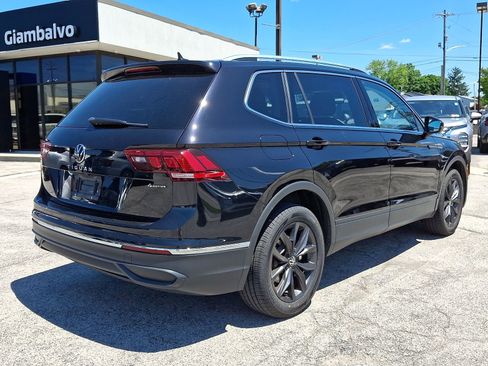 Used 2022 Volkswagen Tiguan SE AWD/4WD image 6