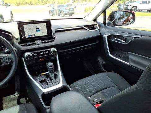 Used 2024 Toyota RAV4 XLE w/ Convenience Package image 11