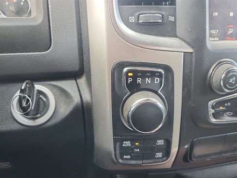 Used 2019 RAM 1500 Big Horn image 17