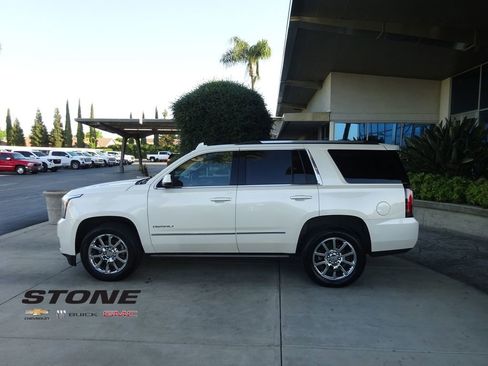 Used 2015 GMC Yukon Denali w/ Open Road Package AWD/4WD image 4