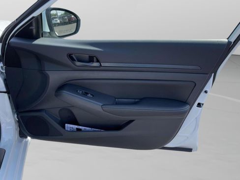 New 2026 Nissan Altima 2.5 SV FWD image 31