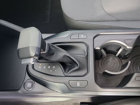 Certified 2025 Kia K4 FWD image 33