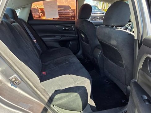 Used 2015 Nissan Altima 2.5 S w/ Power Driver Seat Package FWD image 16