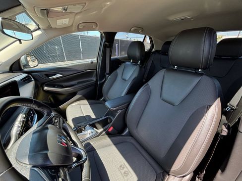 Used 2025 Buick Encore GX Preferred FWD image 37