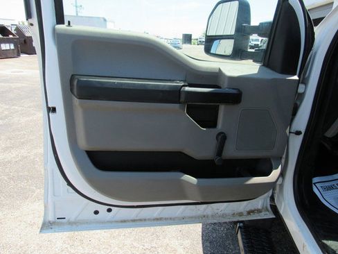 Used 2021 Ford F550 2WD Crew Cab Super Duty image 24