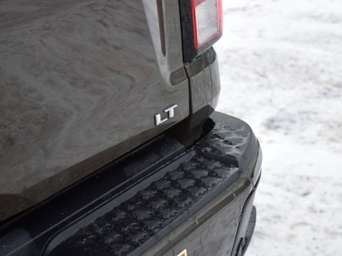 Used 2023 Chevrolet Colorado LT w/ LT Convenience Package II image 16