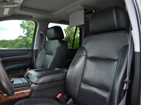 Used 2017 Chevrolet Tahoe Premier RWD image 23