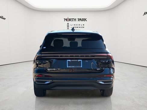New 2026 Lincoln Nautilus Premier w/ Equipment Group 102A AWD/4WD image 4