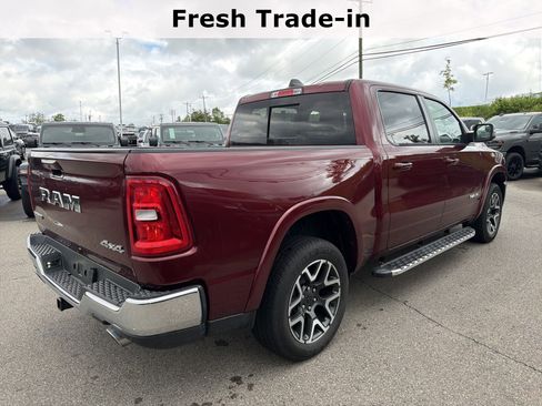 Used 2025 RAM 1500 Laramie AWD/4WD image 11
