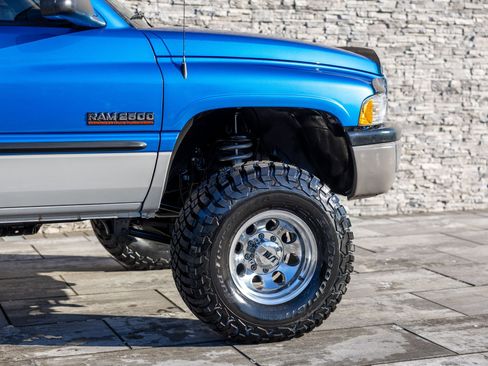 Used 1999 Dodge Ram 2500 Truck 4dr Quad Cab 139 WB HD 4WD image 10