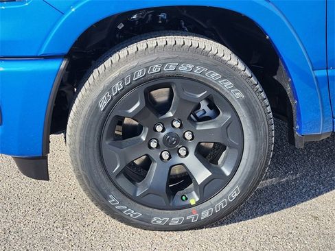 New 2026 RAM 1500 4x4 Crew Cab image 8