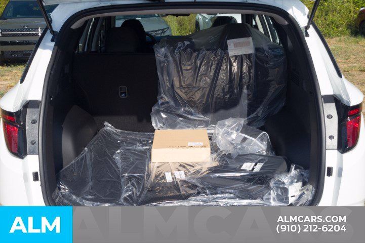 Certified 2026 Hyundai Tucson SE FWD image 8