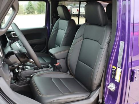 New 2026 Jeep Wrangler Unlimited Sahara AWD/4WD image 17