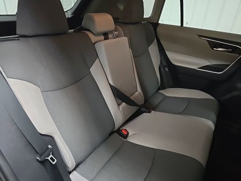 Used 2019 Toyota RAV4 XLE w/ Convenience Package AWD/4WD image 17