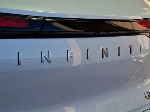 Certified 2026 INFINITI QX60 Luxe w/ Cargo Package image 33