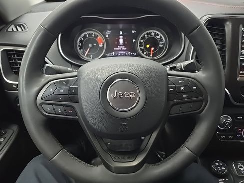 Used 2022 Jeep Cherokee Trailhawk w/ Sun, Sound & Nav Group image 17