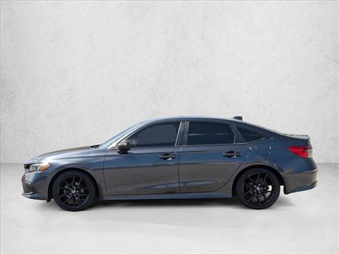 Used 2023 Honda Civic Sport image 9