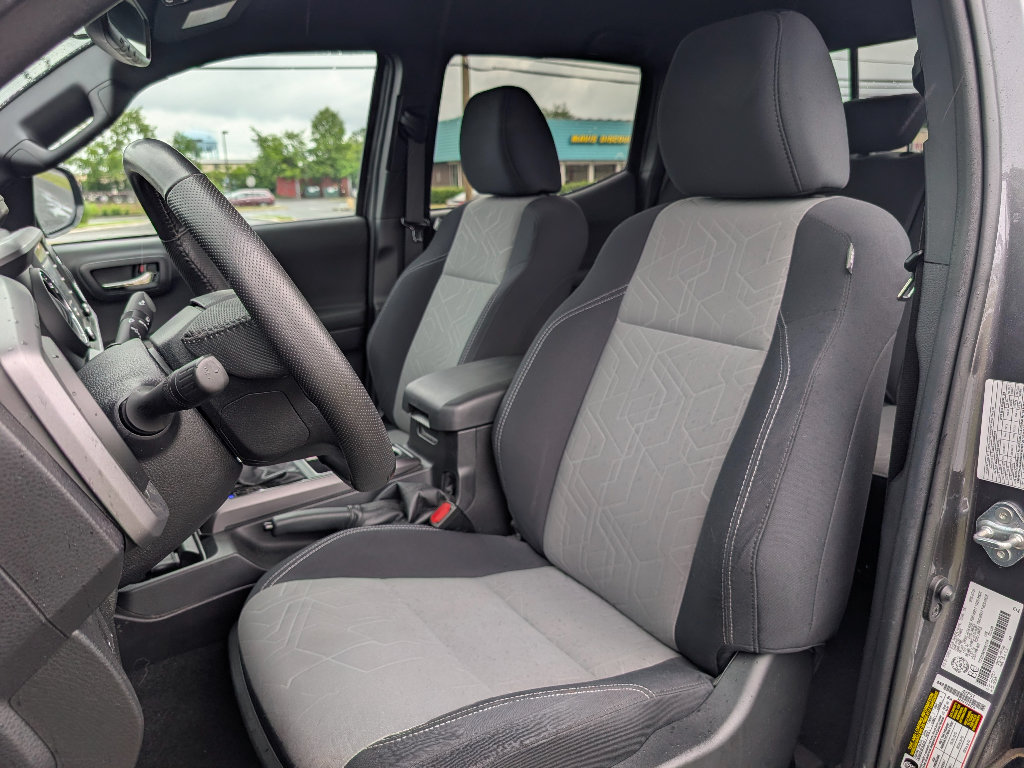 Used 2021 Toyota Tacoma TRD Sport AWD/4WD image 14