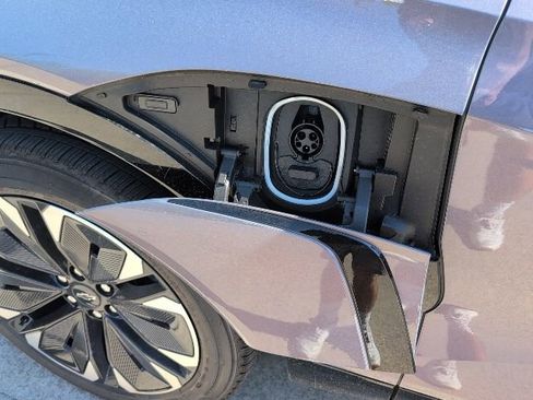 New 2026 Chevrolet Blazer EV RS w/ Super Cruise Package image 38