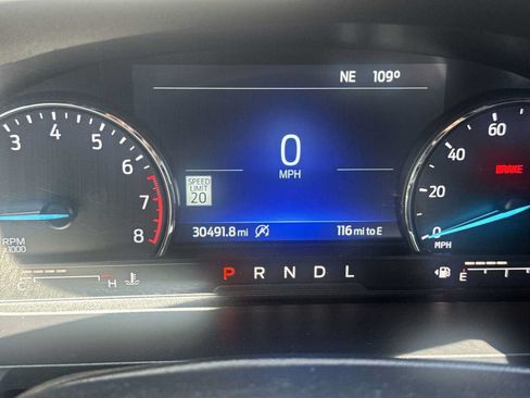 Used 2023 Ford Explorer XLT w/ Equipment Group 202A RWD image 22