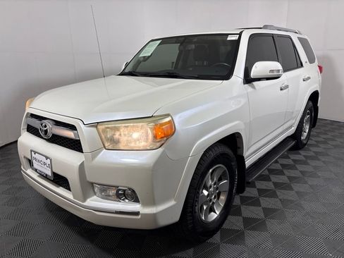 Used 2013 Toyota 4Runner SR5 w/ Premium Pkg RWD image 2