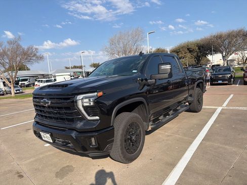 Certified 2024 Chevrolet Silverado 2500 LTZ w/ LTZ Plus Package image 23