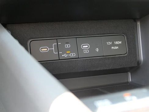 New 2025 Hyundai Sonata Limited image 53