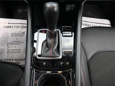 Used 2024 Jeep Compass Trailhawk image 11