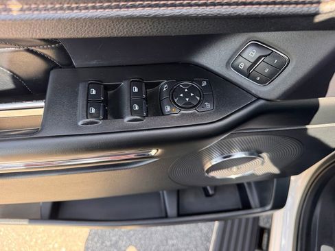 Certified 2019 Ford Expedition Platinum RWD image 17