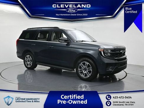 Certified 2025 Ford Expedition Active AWD/4WD image 1