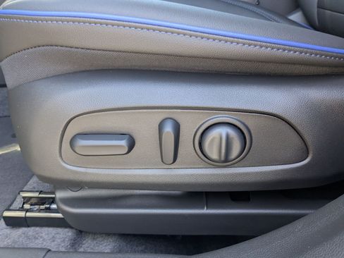 New 2026 Buick Envista Sport Touring w/ Convenience I Package FWD image 24