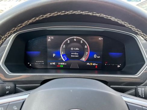 Used 2023 Volkswagen Tiguan SE image 44