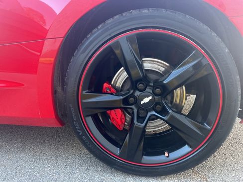 Used 2020 Chevrolet Camaro SS image 34