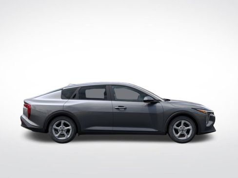 New 2025 Kia K4 LXS image 9