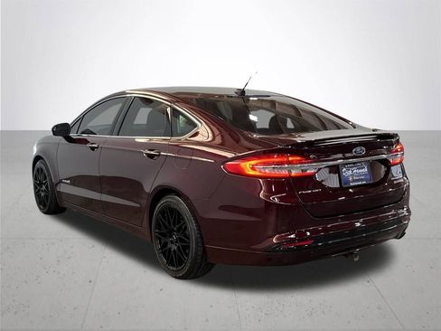 Used 2018 Ford Fusion Titanium image 12