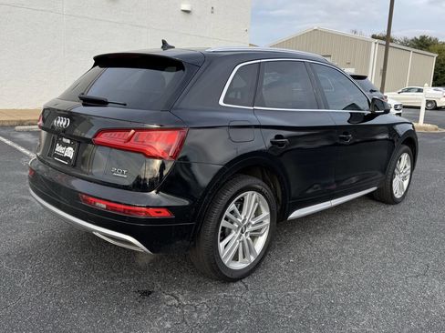 Used 2018 Audi Q5 2.0T Premium Plus w/ Premium Plus Package image 6